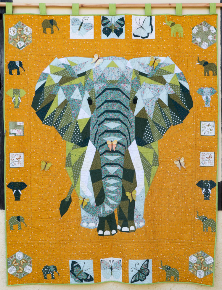 Quilt 11 – Elephants in Green by Tula eleven – Anja Portsch (Ohorn)