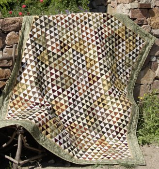 Ausstellungsstück Dreiecken hat der Quilt