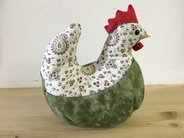 Eierwärmerhuhn fröhlich-bunt