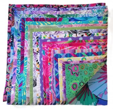 40 Layer Cake, 10 inch Quadrate, Kaffe Fassett - eher kühle Töne