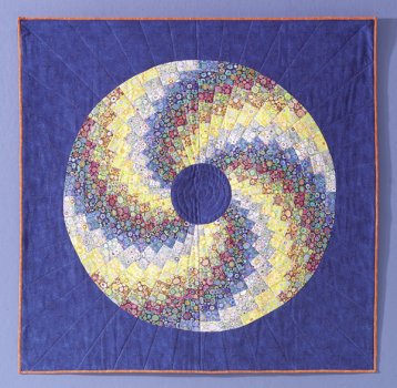 SpiralQuilt - Kaffe Fassett - im 9 Grad Winkel