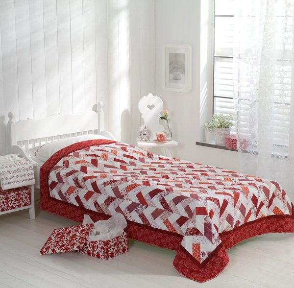 Patchworkversand Handarbeitshaus Grobern Quilt Rot Weiss Geflecht